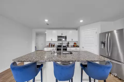 Kitchen - 11230 Elemis Dr, Daphne, AL 36526 photo 4 of 4