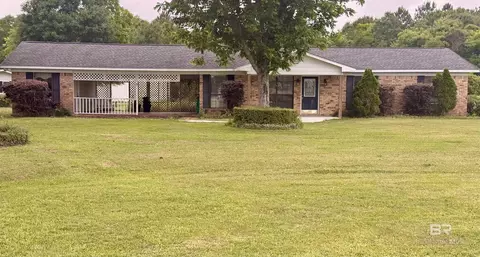 10046 Woodie Ln, Irvington, AL 36544