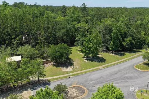 1002 Antebellum Blvd, Bay Minette, AL 36507