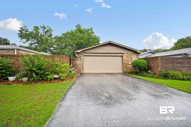 17 W Cobblestone Way, Mobile, AL 36608