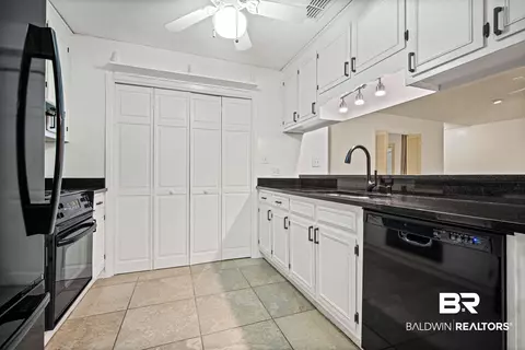17 W Cobblestone Way, Mobile, AL 36608 photo 8