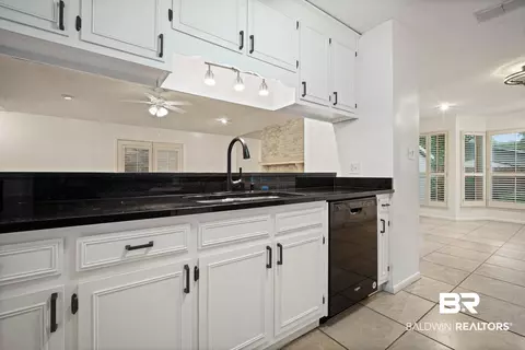17 W Cobblestone Way, Mobile, AL 36608 photo 10