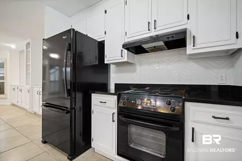 17 W Cobblestone Way, Mobile, AL 36608 photo 9