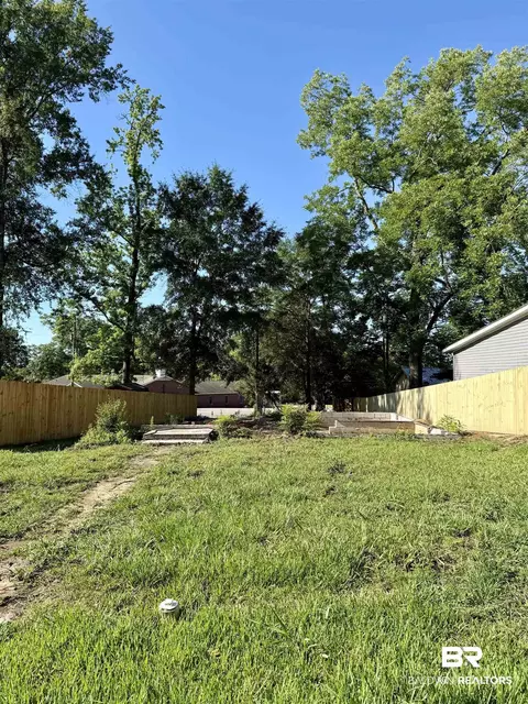 503 Franklin Ave, Brewton, AL 36426 photo 5