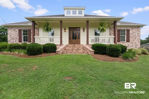 12070 Comalander Rd, Fairhope, AL 36532