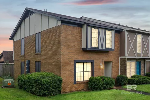 529 Highland Woods Dr #529, Mobile, AL 36608