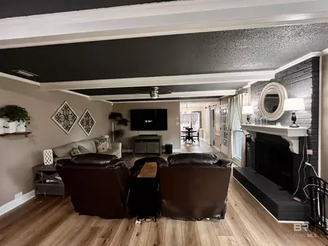 Living - 6429 Pinehurst Run, Mobile, AL 36608 photo 2 of 5