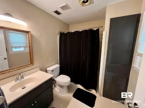 Bath - 6429 Pinehurst Run, Mobile, AL 36608 photo 1 of 2