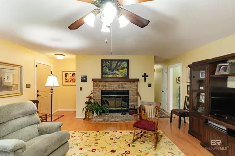 2550 Elma Dr, Mobile, AL 36693 photo 2