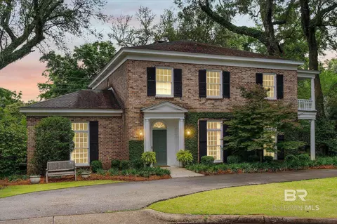 Exterior - 3908 Yester Pl, Mobile, AL 36608 photo 4 of 11