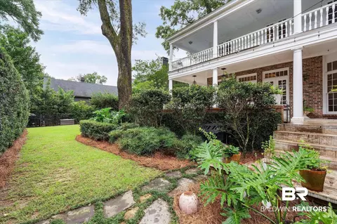 Exterior - 3908 Yester Pl, Mobile, AL 36608 photo 6 of 10