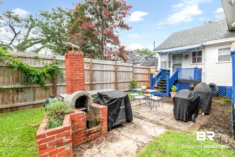 Exterior - 202 Roper St, Mobile, AL 36604 photo 5 of 13