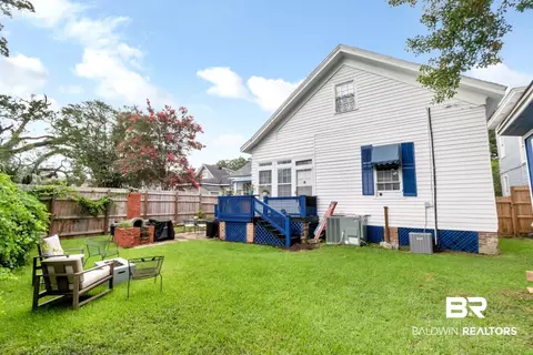 Exterior - 202 Roper St, Mobile, AL 36604 photo 4 of 13