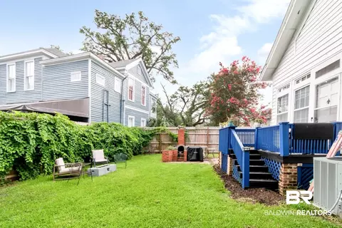 Exterior - 202 Roper St, Mobile, AL 36604 photo 7 of 13