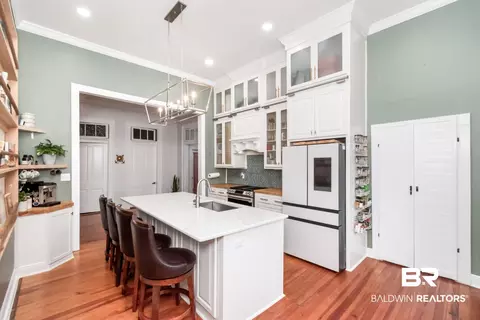 Kitchen - 202 Roper St, Mobile, AL 36604 photo 8 of 12