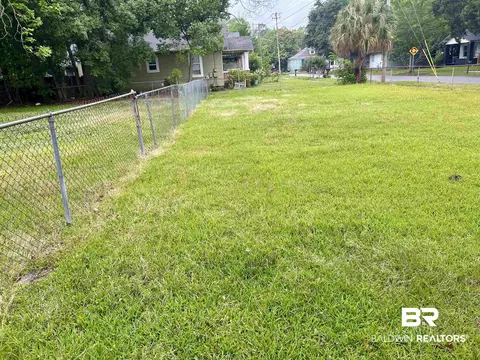 300 Stocking St, Mobile, AL 36604 photo 7