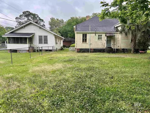 302 Stocking St, Mobile, AL 36604