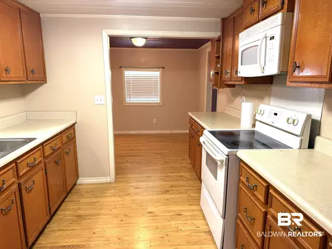 Entry Way - 3301 N Century Blvd, Mcdavid, FL 32568 photo 1 of 1