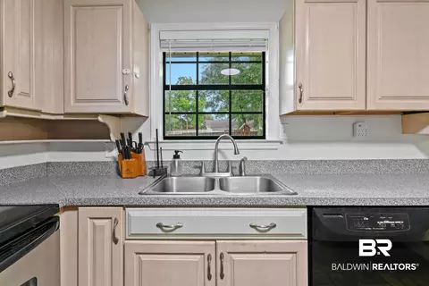 10420 S Johnson Rd, Mobile, AL 36695 photo 23
