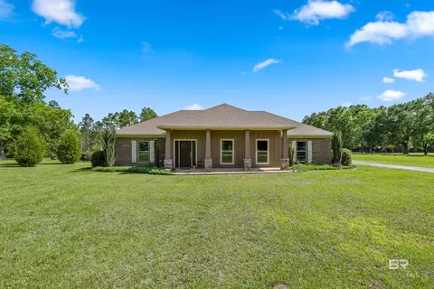24246 Cowling Rd, Robertsdale, AL 36567