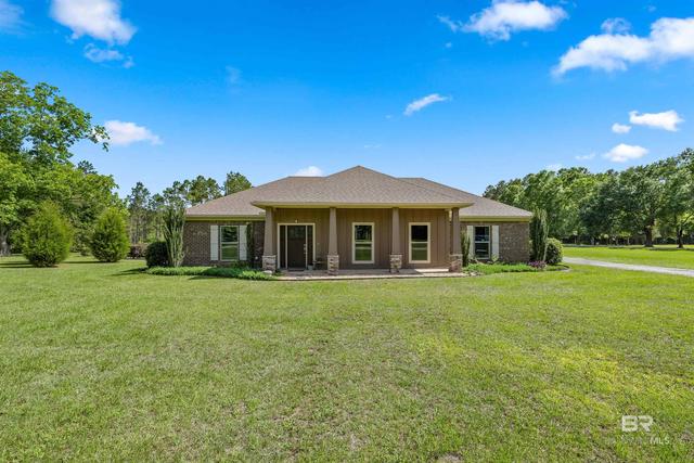 24246 Cowling Rd, Robertsdale, AL 36567