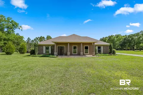 24246 Cowling Rd, Robertsdale, AL 36567