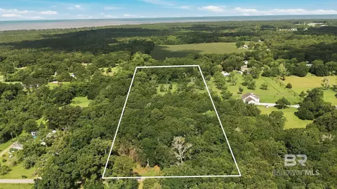 12799 Lyter Ln, Fairhope, AL 36532