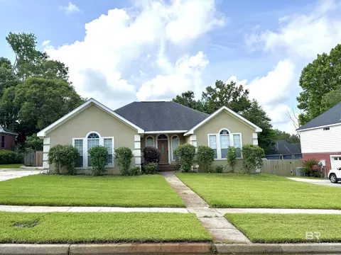 7201 N Ashmoor Dr, Mobile, AL 36695