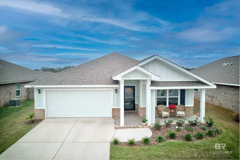 Exterior - 8033 Irwin Loop, Daphne, AL 36526 photo 1 of 5