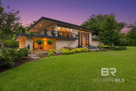 Exterior - 809 Bernard Cir, Mobile, AL 36693 photo 30 of 37