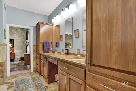 Bath - 809 Bernard Cir, Mobile, AL 36693 photo 1 of 5