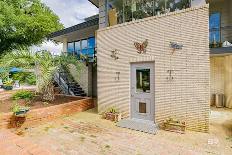 Exterior - 809 Bernard Cir, Mobile, AL 36693 photo 24 of 37