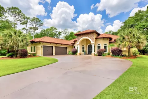 620 Estates Dr, Gulf Shores, AL 36542