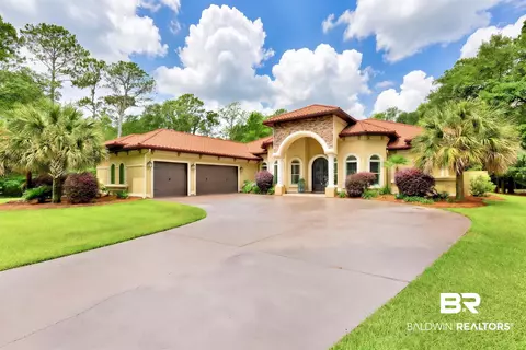 620 Estates Dr, Gulf Shores, AL 36542