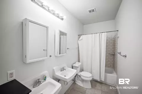 635 E Azalea Ave, Foley, AL 36535 photo 4