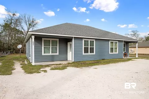 635 E Azalea Ave, Foley, AL 36535