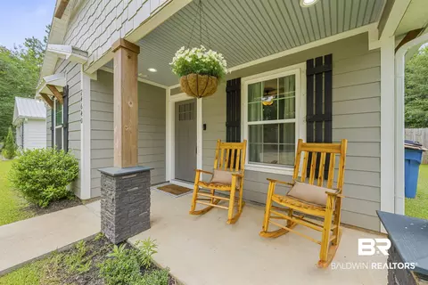 Exterior - 24640 Olive St, Elberta, AL 36530 photo 2 of 7