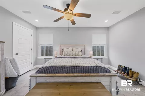 Bedroom - 24640 Olive St, Elberta, AL 36530 photo 3 of 4