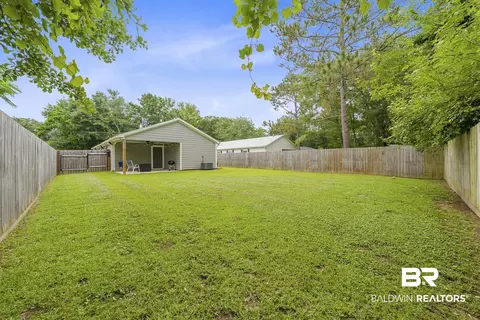Exterior - 24640 Olive St, Elberta, AL 36530 photo 4 of 7