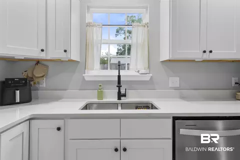 Kitchen - 24640 Olive St, Elberta, AL 36530 photo 1 of 3
