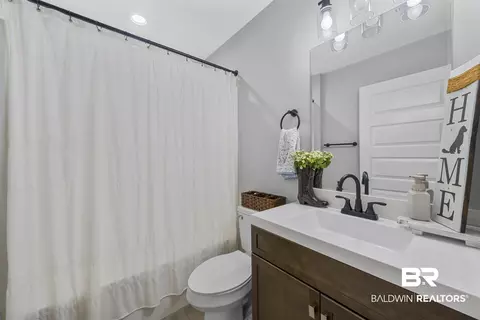 Bath - 24640 Olive St, Elberta, AL 36530 photo 2 of 2