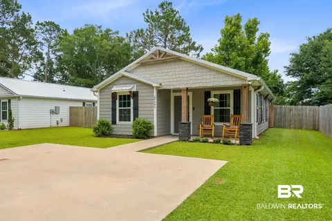 Exterior - 24640 Olive St, Elberta, AL 36530 photo 3 of 7