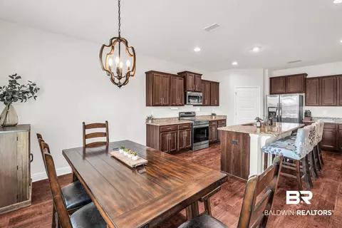 Dining - 1319 W Selby Phillips Dr, Mobile, AL 36695 photo 2 of 2