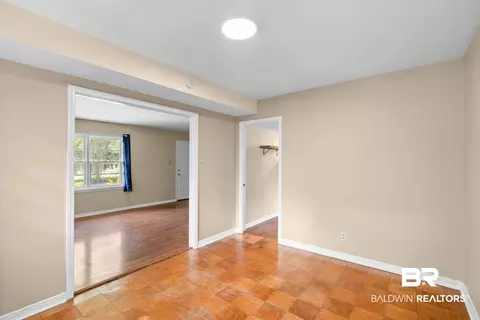 Living - 5604 Judson Dr, Mobile, AL 36608 photo 3 of 9