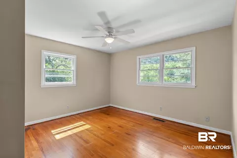 Bedroom - 5604 Judson Dr, Mobile, AL 36608 photo 4 of 6