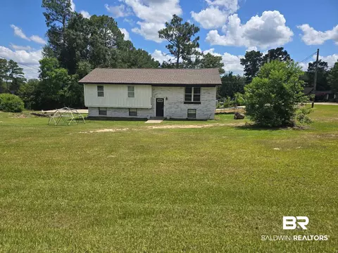 40600 Lake Dr, Bay Minette, AL 36507