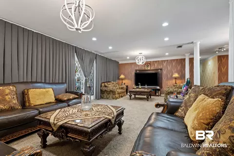 Living - 1255 Spring Valley Dr, Mobile, AL 36693 photo 1 of 2