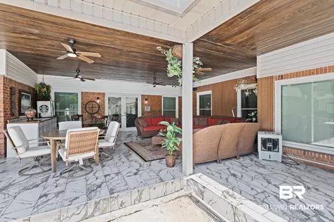Exterior - 1255 Spring Valley Dr, Mobile, AL 36693 photo 5 of 17