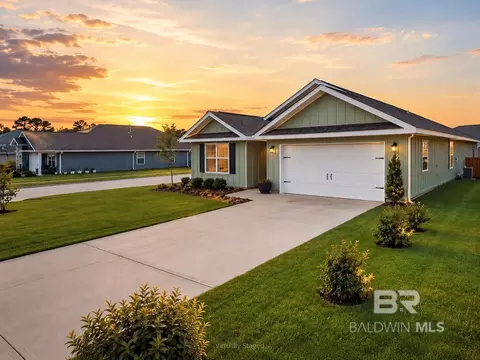 7433 Coppin Dr, Foley, AL 36535