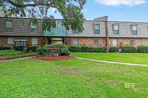 207 S Mobile St #210, Fairhope, AL 36532